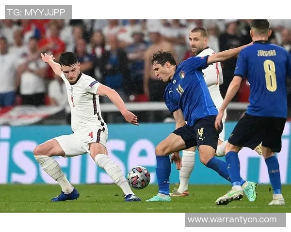 英格兰与俄罗斯球迷冲突现场回顾暴力事件引发的思考与反思