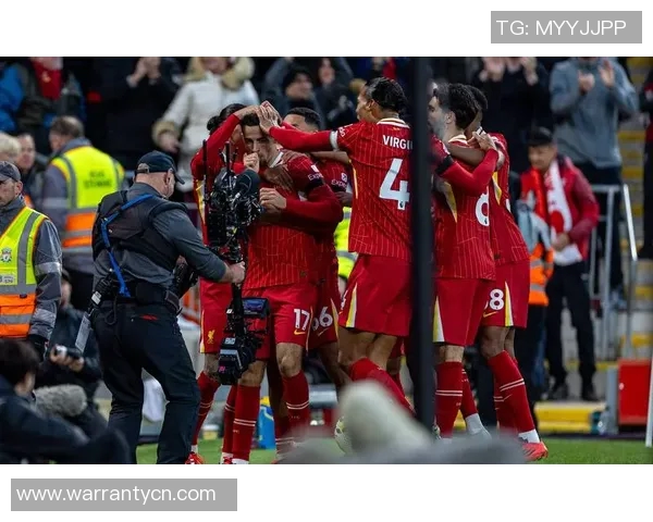 利物浦与曼城激战回顾：历史交锋数据与精彩瞬间分析