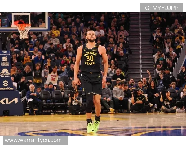 库里三分大赛决赛连中20球创历史传奇时刻震撼全场 库里三分大赛决赛连中20球创历史传奇时刻震撼全场